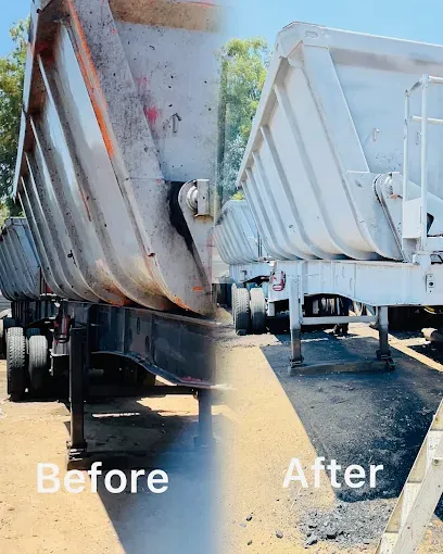 Tipper trailer sandblasting before and after rust removal
